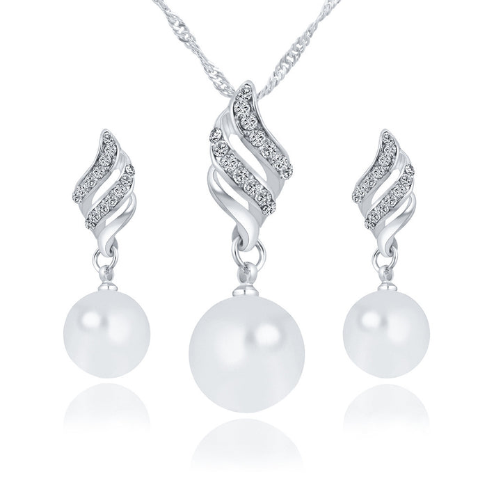 Pearl Studed Necklace Set
